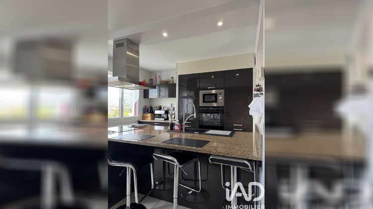 Ma-Cabane - Vente Maison Saint-Germain-du-Puy, 114 m²