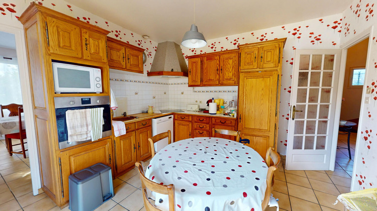 Ma-Cabane - Vente Maison SAINT-GERMAIN-DU-PUY, 213 m²