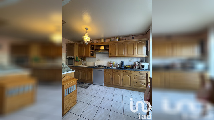 Ma-Cabane - Vente Maison Saint-Germain-du-Puy, 93 m²