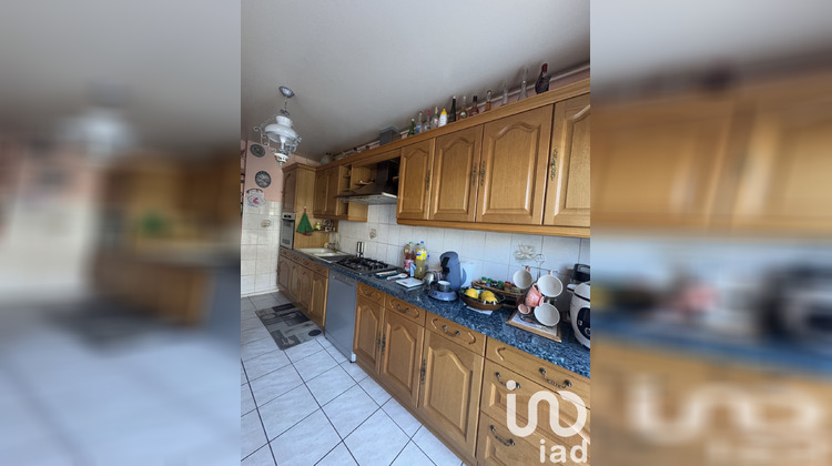 Ma-Cabane - Vente Maison Saint-Germain-du-Puy, 93 m²