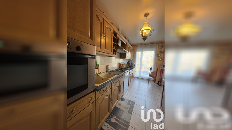 Ma-Cabane - Vente Maison Saint-Germain-du-Puy, 93 m²