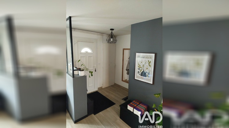 Ma-Cabane - Vente Maison Saint-Germain-du-Puy, 101 m²