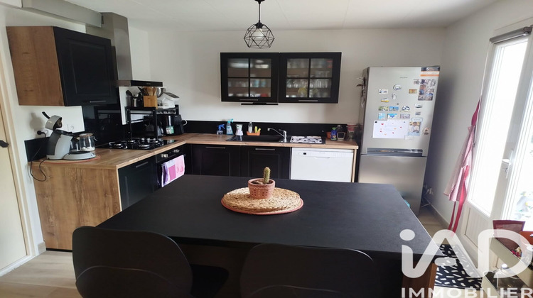 Ma-Cabane - Vente Maison Saint-Germain-du-Puy, 101 m²