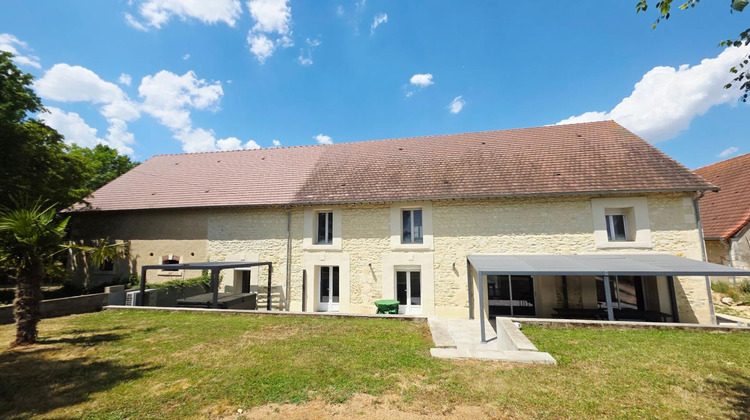 Ma-Cabane - Vente Maison SAINT GERMAIN DU PUY, 165 m²
