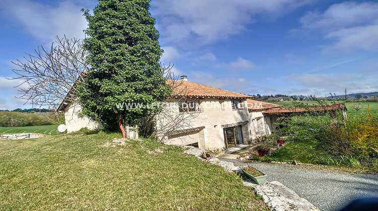 Ma-Cabane - Vente Maison SAINT-GERMAIN-DU-SALEMBRE, 200 m²