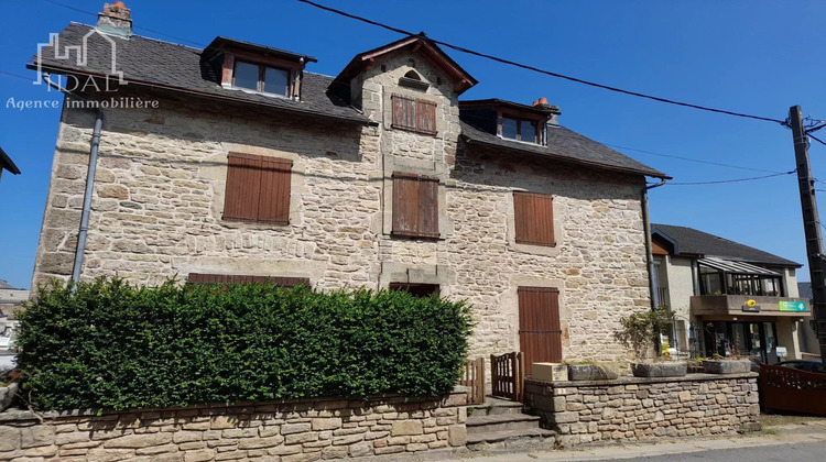 Ma-Cabane - Vente Maison Saint-Germain-du-Teil, 160 m²