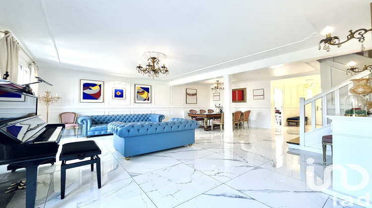 Ma-Cabane - Vente Maison Saint-Germain-en-Laye, 177 m²