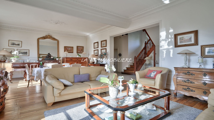 Ma-Cabane - Vente Maison Saint-Germain-en-Laye, 210 m²