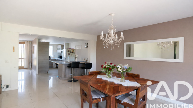 Ma-Cabane - Vente Maison Saint-Germain-en-Laye, 135 m²