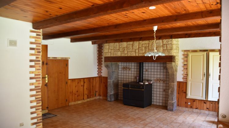 Ma-Cabane - Vente Maison Saint-Germain-l'Herm, 110 m²