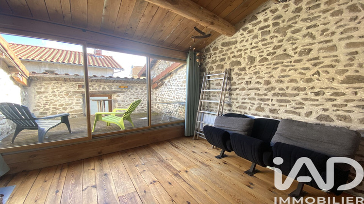 Ma-Cabane - Vente Maison Saint-Germain-l'Herm, 79 m²