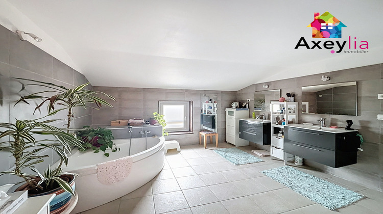 Ma-Cabane - Vente Maison Saint-Germain-Laval, 207 m²