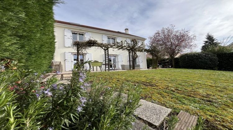 Ma-Cabane - Vente Maison Saint-Germain-lès-Corbeil, 146 m²