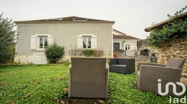 Ma-Cabane - Vente Maison Saint-Germain-Lès-Corbeil, 110 m²