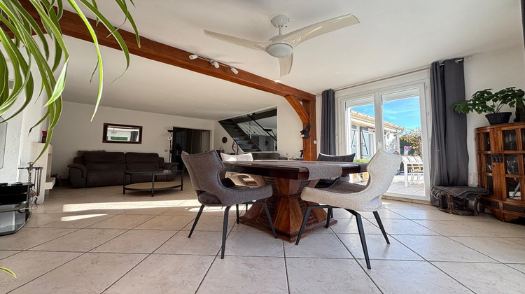 Ma-Cabane - Vente Maison Saint-Germain-lès-Corbeil, 102 m²