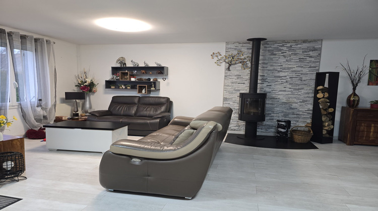 Ma-Cabane - Vente Maison Saint-Germain-lès-Corbeil, 93 m²