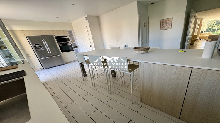 Ma-Cabane - Vente Maison Saint-Germain-lès-Corbeil, 198 m²