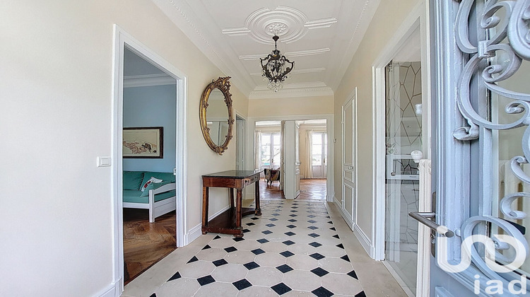 Ma-Cabane - Vente Maison Saint-Germain-Lès-Corbeil, 233 m²