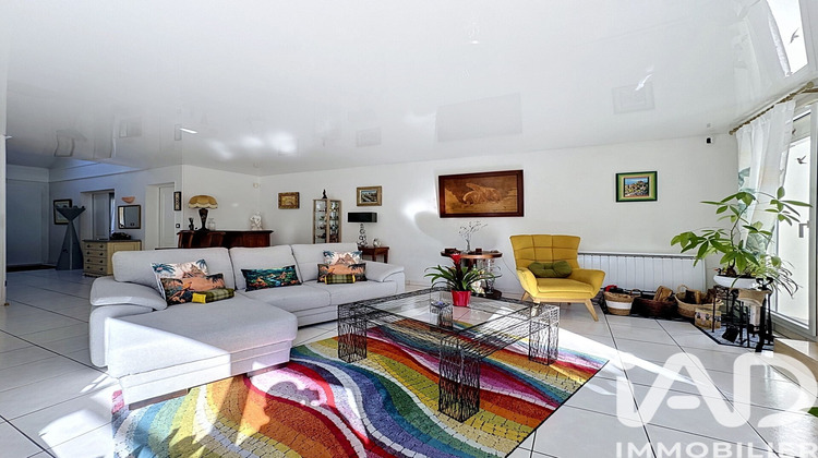 Ma-Cabane - Vente Maison Saint-Germain-Lès-Corbeil, 179 m²