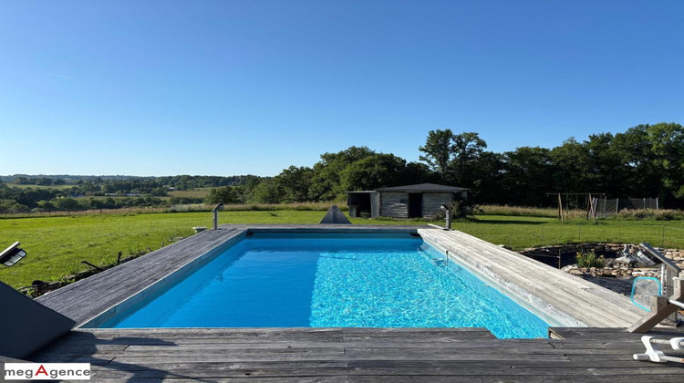 Ma-Cabane - Vente Maison SAINT GERMAIN LES VERGNES, 190 m²