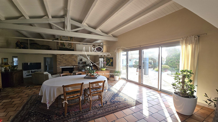 Ma-Cabane - Vente Maison Saint-Gilles-Croix-de-Vie, 296 m²