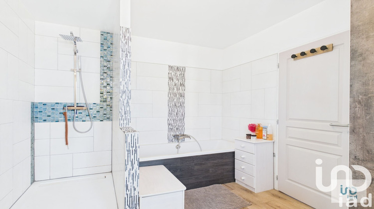 Ma-Cabane - Vente Maison Saint-Gingolph, 166 m²