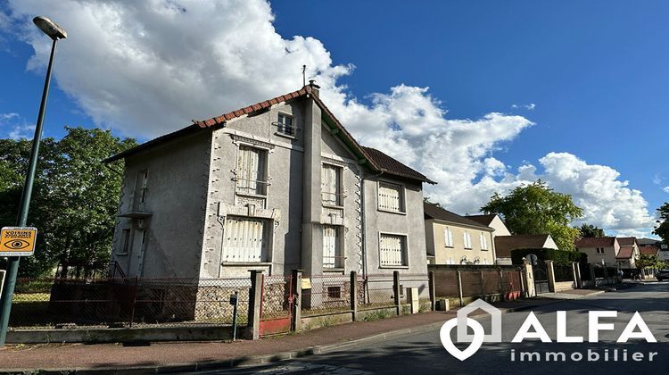 Ma-Cabane - Vente Maison SAINT-GRATIEN, 130 m²