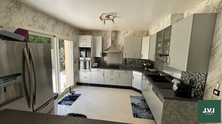 Ma-Cabane - Vente Maison SAINT-GRATIEN, 193 m²