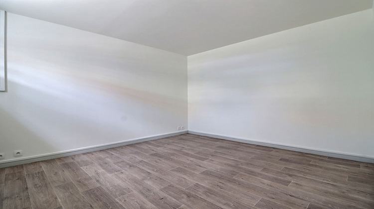 Ma-Cabane - Vente Maison SAINT-GRATIEN, 97 m²