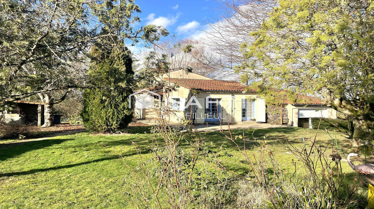 Ma-Cabane - Vente Maison Saint-Hilaire-Bonneval, 153 m²