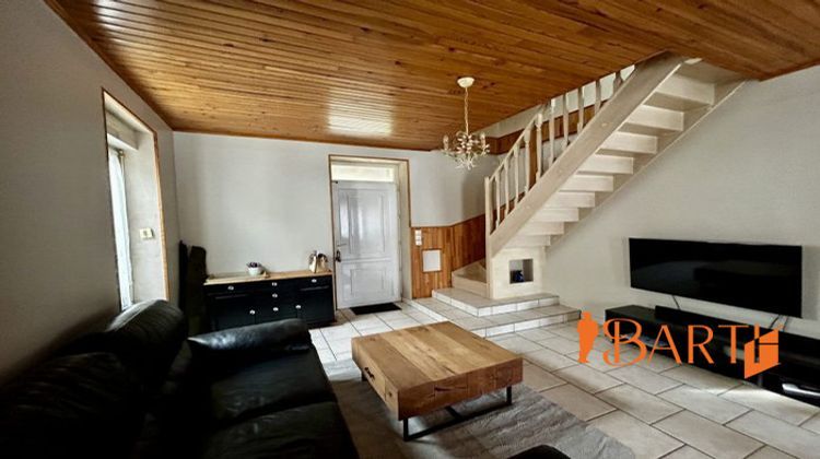 Ma-Cabane - Vente Maison Saint-Hilaire-de-Court, 105 m²