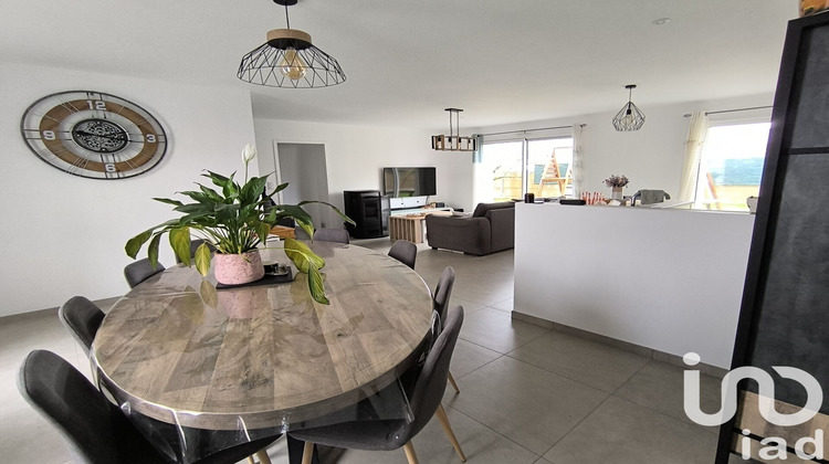 Ma-Cabane - Vente Maison Saint-Hilaire-de-Loulay, 88 m²