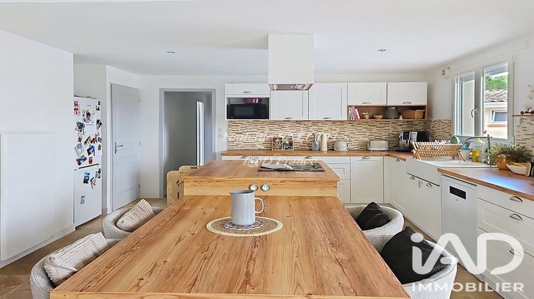 Ma-Cabane - Vente Maison Saint-Hilaire-de-Lusignan, 128 m²