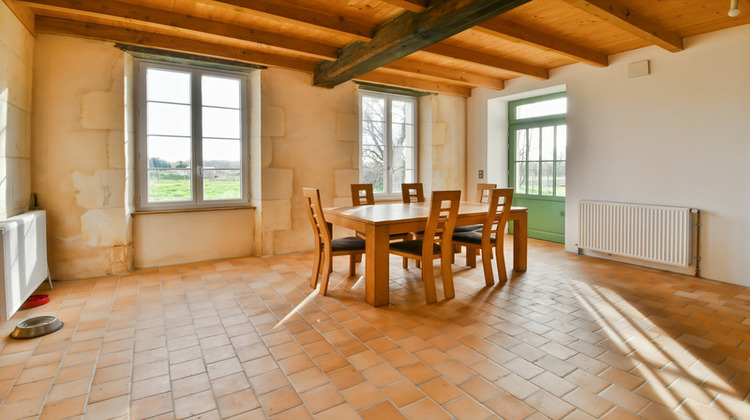 Ma-Cabane - Vente Maison SAINT HILAIRE DE VILLEFRANCHE, 227 m²
