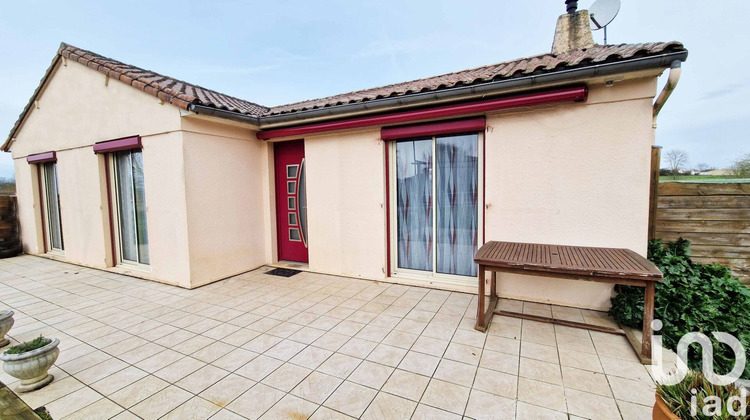 Ma-Cabane - Vente Maison Saint-Hilaire-des-Loges, 97 m²