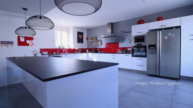 Ma-Cabane - Vente Maison SAINT HILAIRE DES LOGES, 250 m²