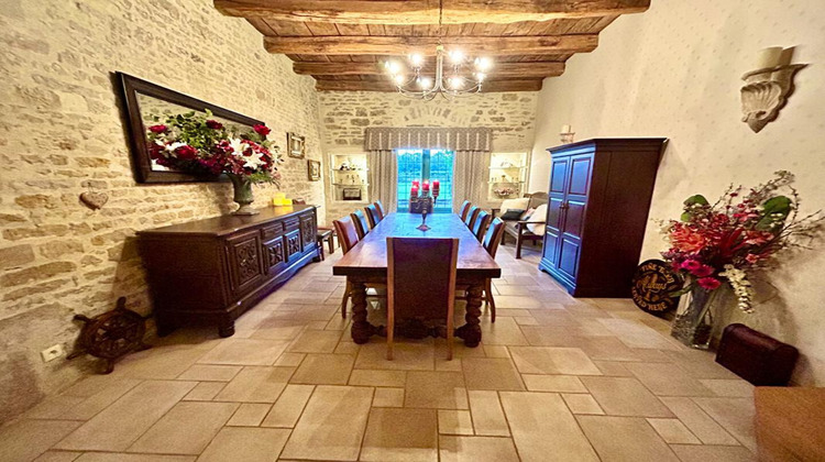 Ma-Cabane - Vente Maison SAINT HILAIRE DES LOGES, 351 m²