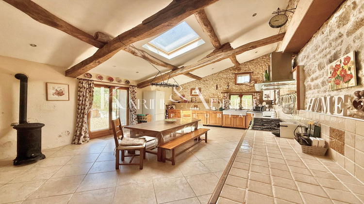 Ma-Cabane - Vente Maison Saint-Hilaire-des-Loges, 365 m²