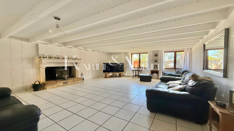 Ma-Cabane - Vente Maison Saint-Hilaire-des-Loges, 365 m²