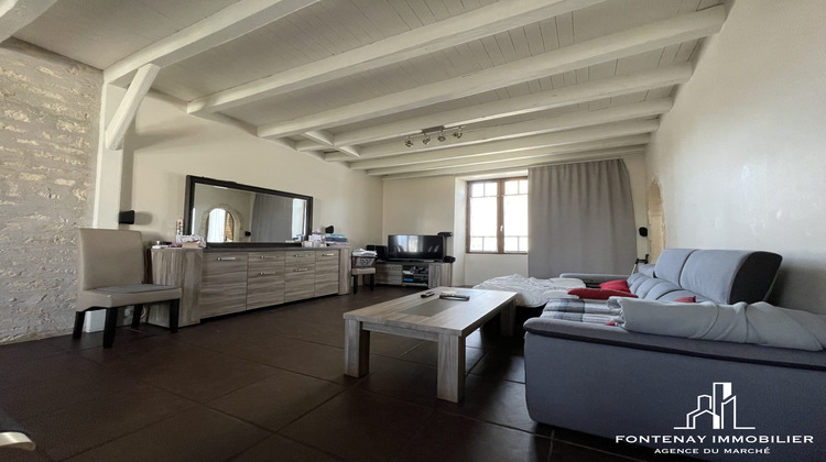 Ma-Cabane - Vente Maison Saint-Hilaire-des-Loges, 118 m²