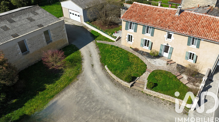 Ma-Cabane - Vente Maison Saint-Hilaire-des-Loges, 175 m²