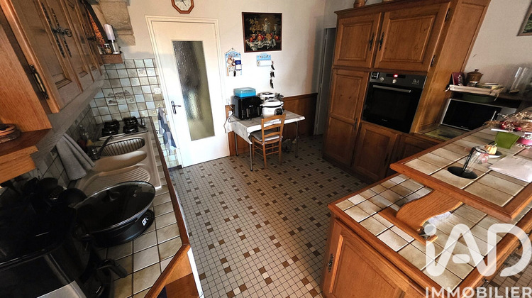 Ma-Cabane - Vente Maison Saint-Hilaire-des-Loges, 175 m²