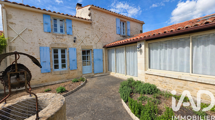 Ma-Cabane - Vente Maison Saint-Hilaire-des-Loges, 175 m²