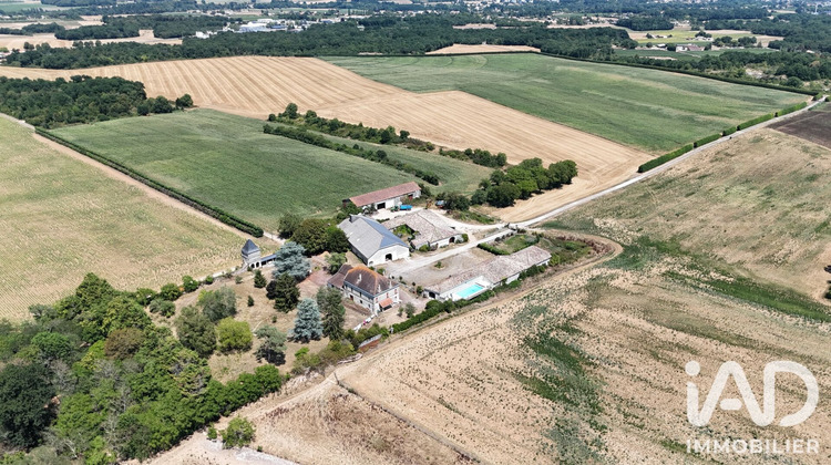 Ma-Cabane - Vente Maison Saint-Hilaire-du-Bois, 478 m²
