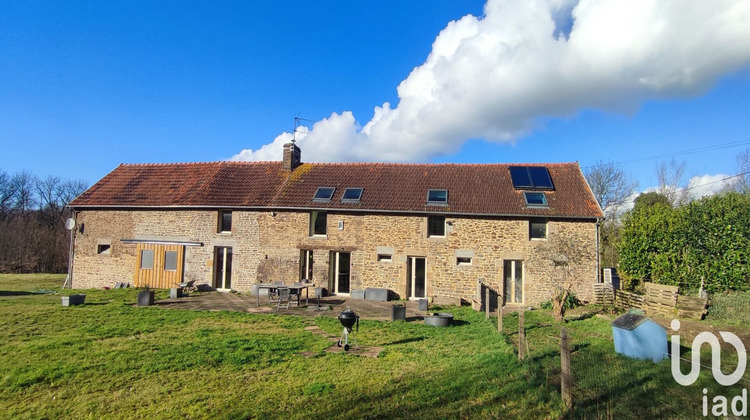 Ma-Cabane - Vente Maison Saint-Hilaire-du-Harcouët, 177 m²