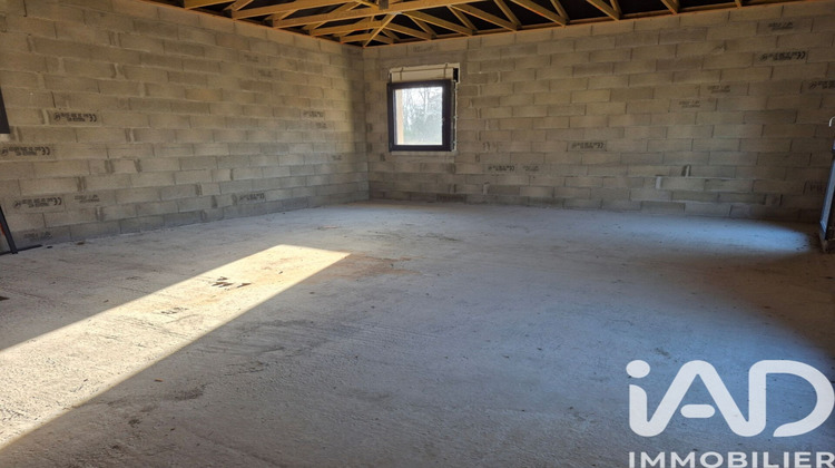 Ma-Cabane - Vente Maison Saint-Hilaire-du-Rosier, 103 m²