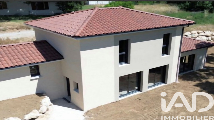 Ma-Cabane - Vente Maison Saint-Hilaire-du-Rosier, 103 m²