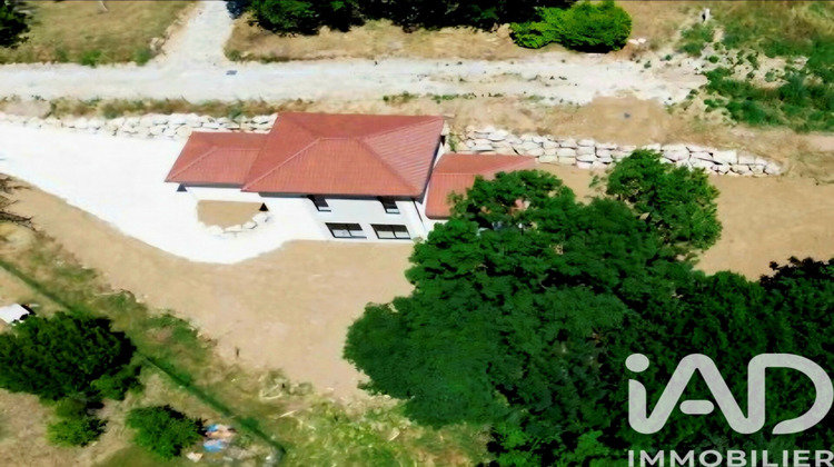 Ma-Cabane - Vente Maison Saint-Hilaire-du-Rosier, 103 m²