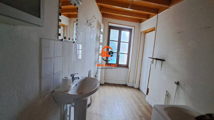Ma-Cabane - Vente Maison Saint-Hilaire-la-Croix, 80 m²