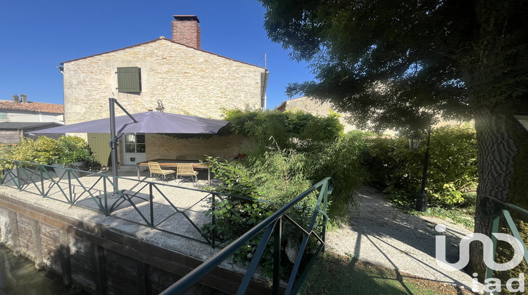 Ma-Cabane - Vente Maison Saint-Hilaire-la-Palud, 167 m²